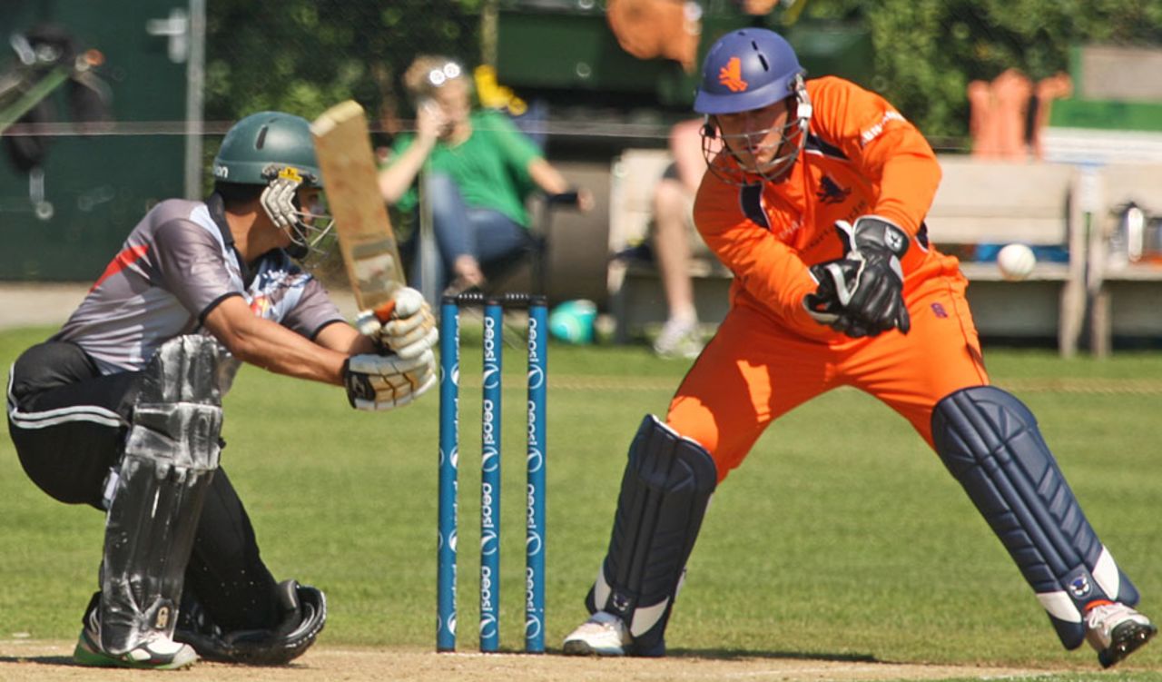 Khurram Khan scored 71 off 85 balls, Netherlands v UAE, WCL Championship, Deventer, July 23, 2012