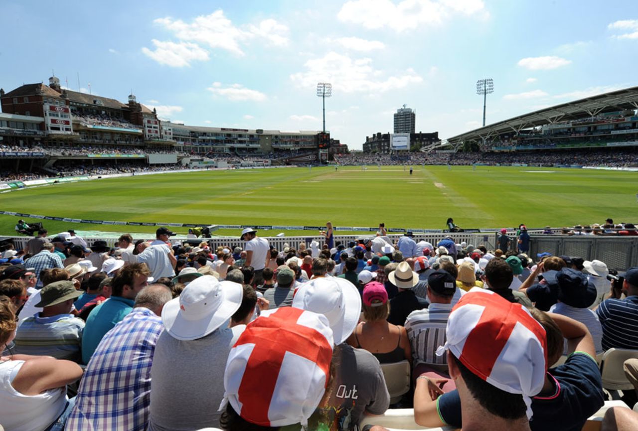 A full house enjoys the cricket, England v South Africa, 1st Investec Test, July 23, 2012