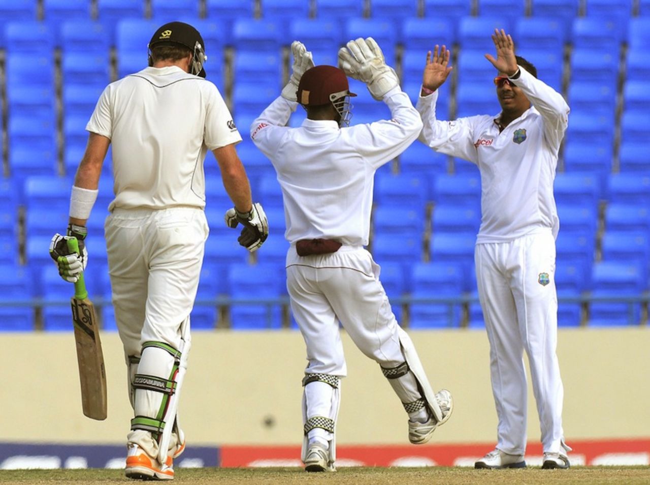 Sunil Narine dismissed Martin Guptill for 67, West Indies v New Zealand, 1st Test, Antigua, 4th day, July 28, 2012