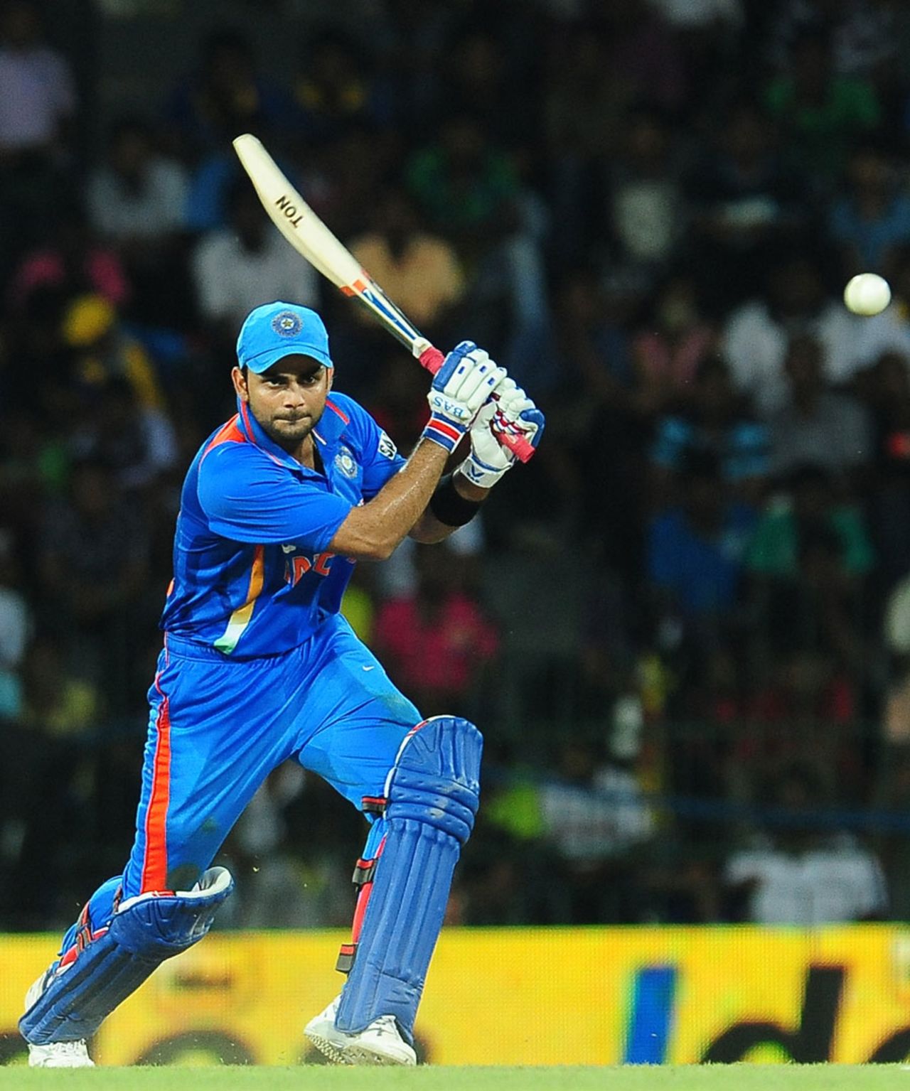 Virat Kohli guided India's chase once again, Sri Lanka v India, 4th ODI, Colombo, July 31, 2012