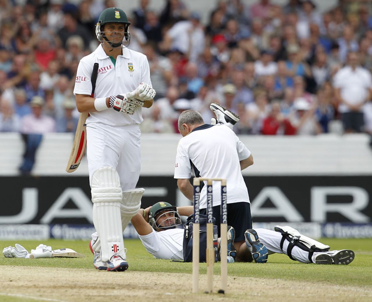 Alviro Petersen suffered from cramp during his long innings, England v South Africa, 2nd Investec Test, Headingley, 2nd day, August 3, 2012