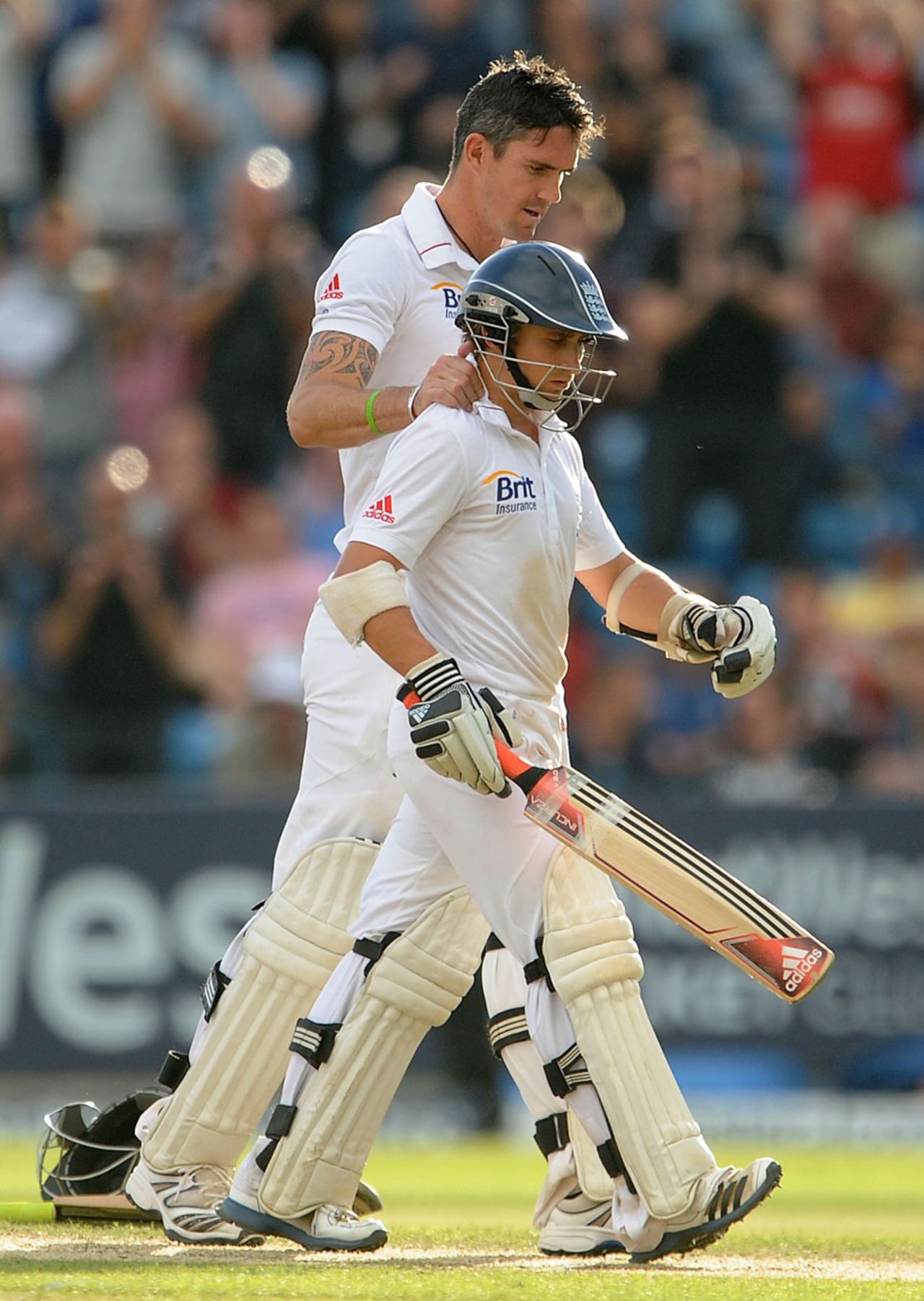 Kevin Pietersen congratulates James Taylor after his debut innings, England v South Africa, 2nd Investec Test, Headingley, 3rd day, August 4, 2012