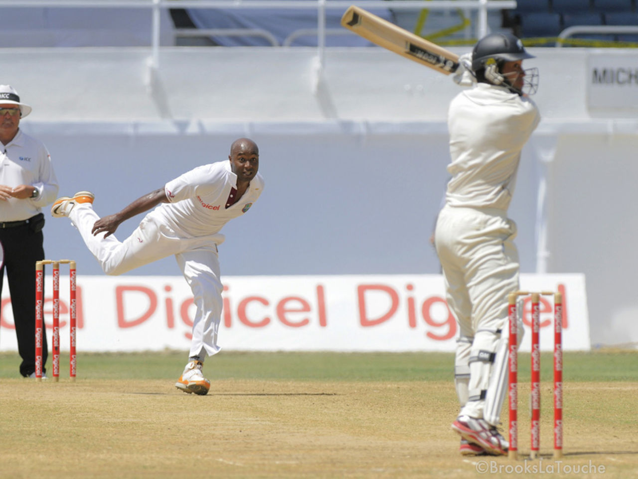 Ross Taylor slashes at a short delivery by Tino Best to be caught behind, West Indies v New Zealand, 2nd Test, Kingston, 3rd day, August 4, 2012