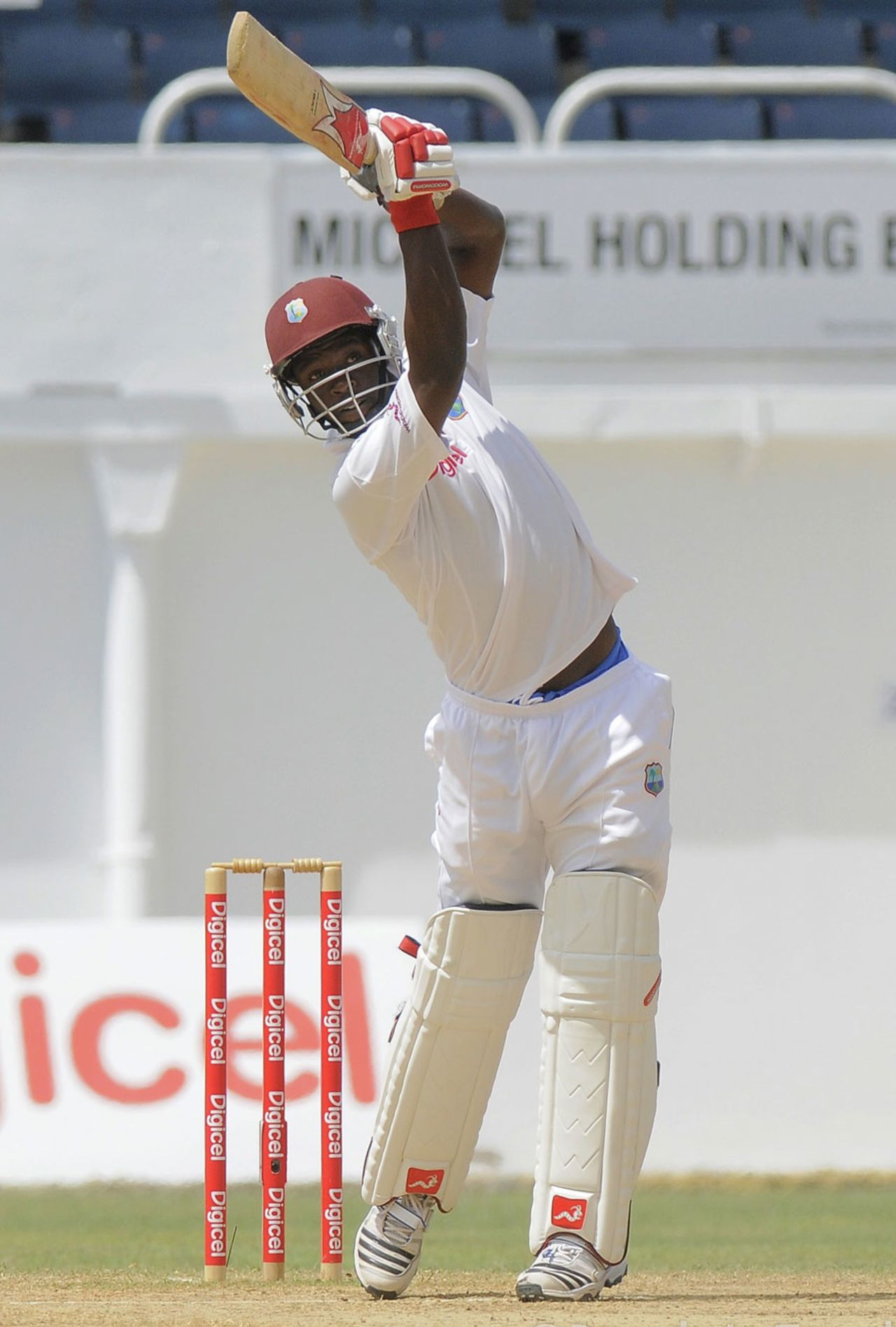 Kemar Roach stroked a crucial 41 off 60 deliveries, West Indies v New Zealand, 2nd Test, Kingston, 4th day, August 5, 2012