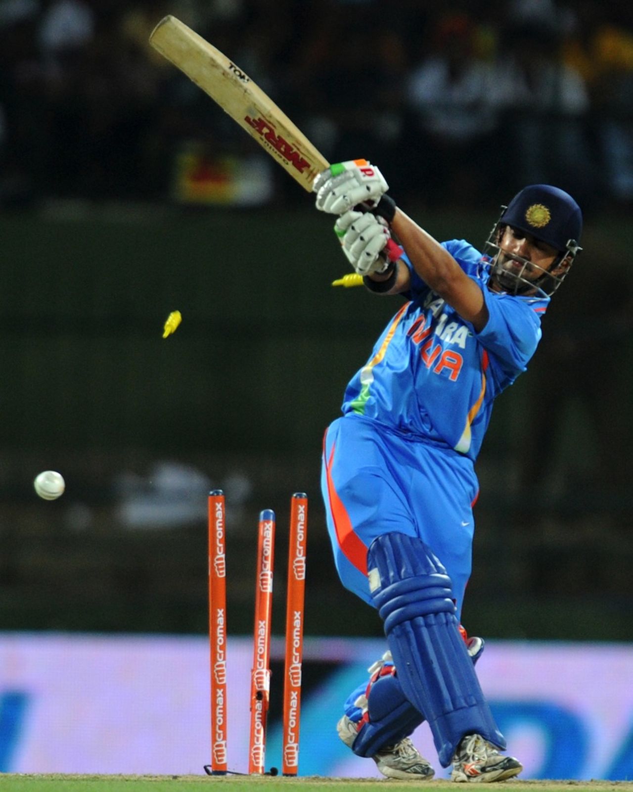 Gautam Gambhir missed a ball to be out bowled, Sri Lanka v India, Only T20I, Pallekele. August 7, 2012