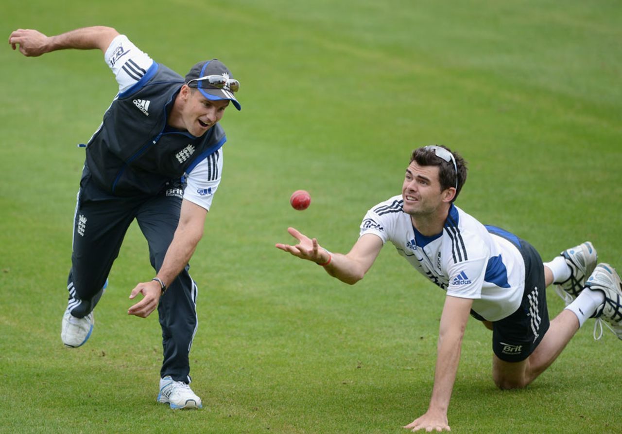 Andrew Strauss and James Anderson try to make a catch, Lord's, August, 15, 2012