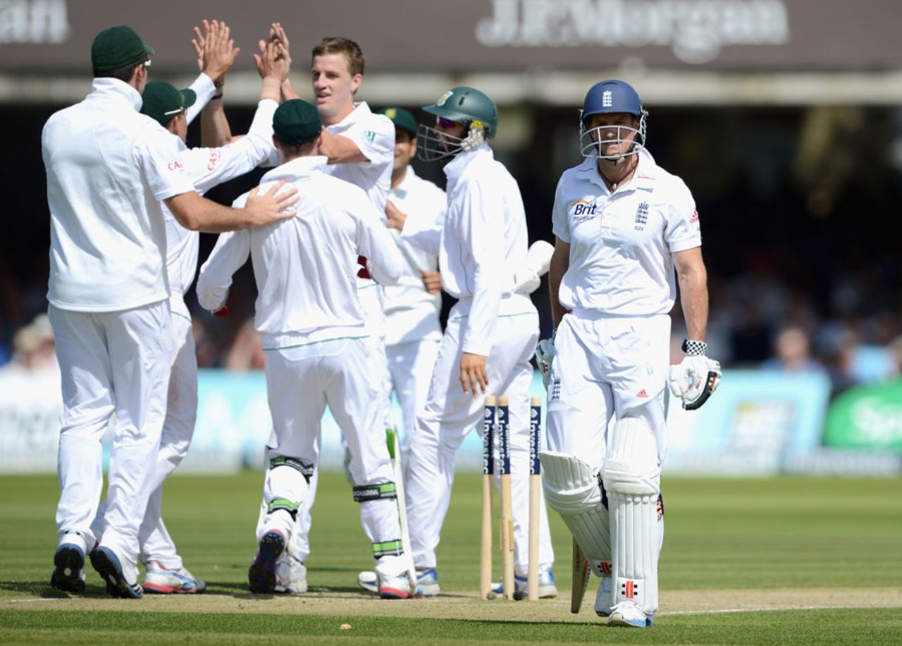 Morne Morkel is congratulated after bowling Andrew Strauss, England v South Africa, 3rd Investec Test, Lord's, 2nd day, August 17, 2012