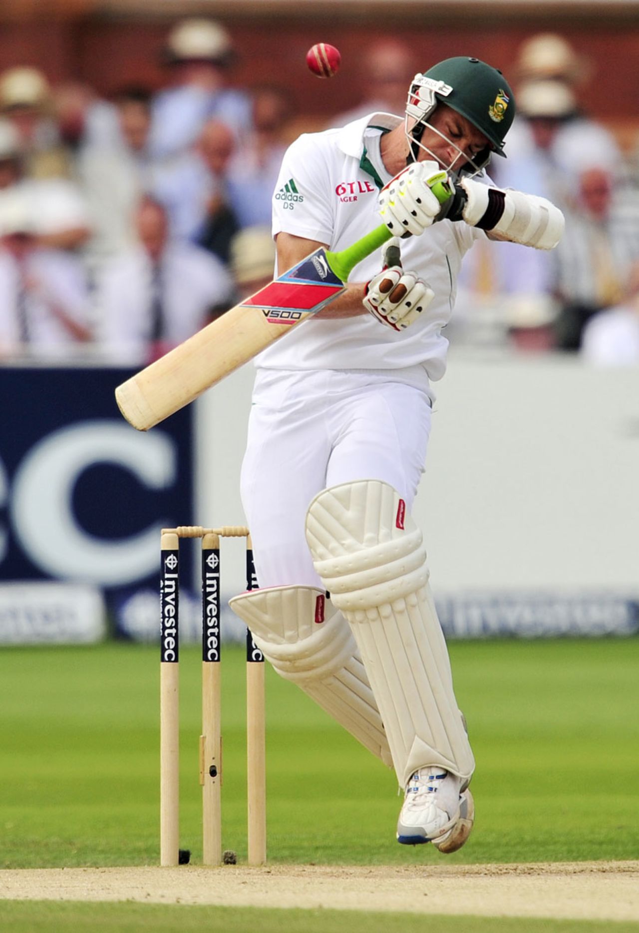 Dale Steyn faced a barrage of short balls during his innings, England v South Africa, 3rd Investec Test, Lord's, 4th day, August 19, 2012
