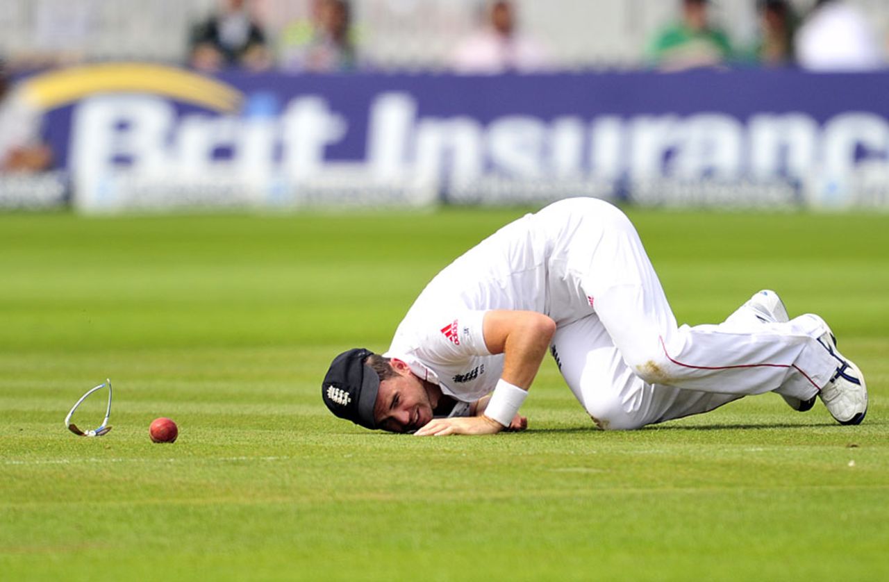 James Anderson dropped a simple chance at midwicket off AB de Villiers, England v South Africa, 3rd Investec Test, Lord's, 4th day, August 19, 2012