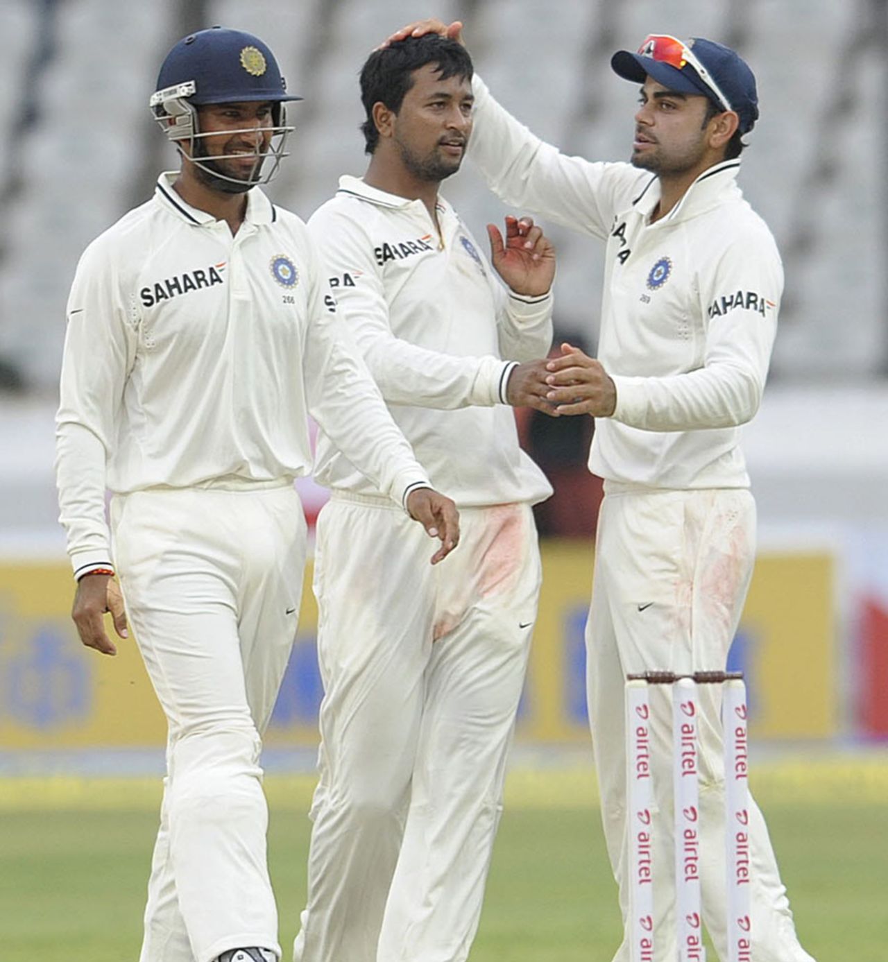 Pragyan Ojha with his team-mates after taking a wicket, India v New Zealand, 1st Test, Hyderabad, 2nd day, August 24, 2012