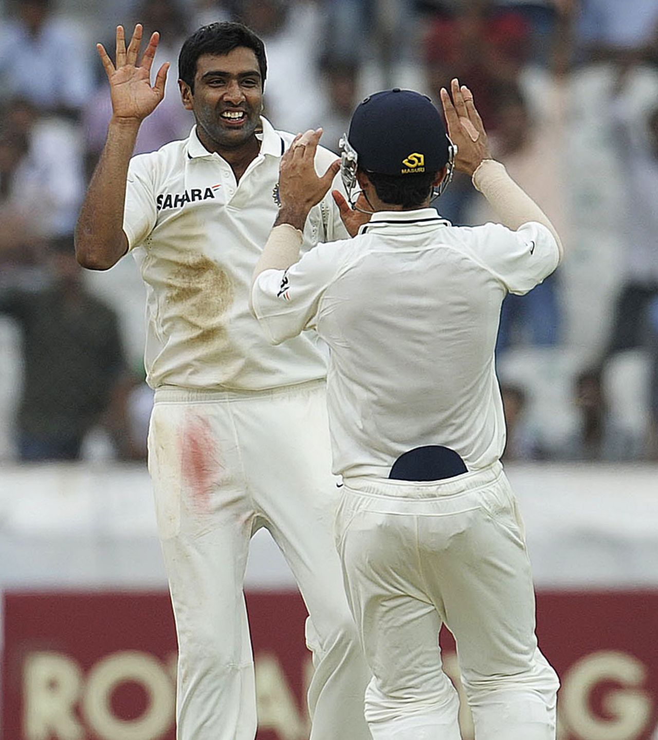 R Ashwin took back-to-back six-wicket hauls, India v New Zealand, 1st Test, Hyderabad, 4th day, August 26, 2012