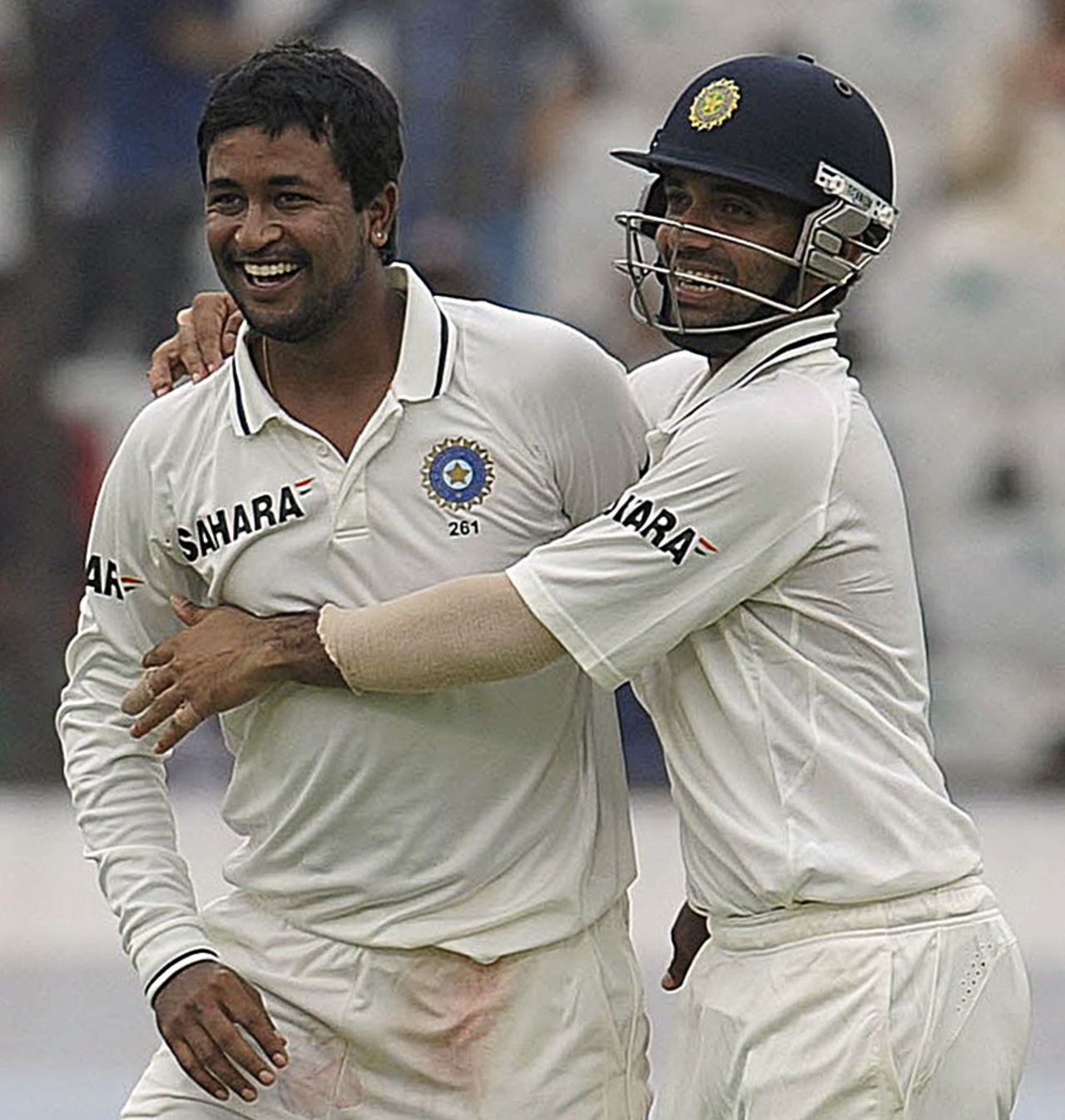 Pragyan Ojha and Ajinkya Rahane celebrate a wicket, India v New Zealand, 1st Test, Hyderabad, 4th day, August 26, 2012