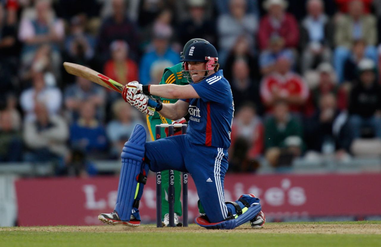 Eoin Morgan struggled to time the ball during his stay at the crease, England v South Africa, 2nd NatWest ODI, West End, August 28, 2012