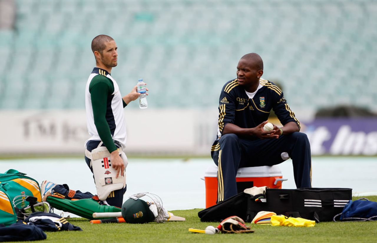 Wayne Parnell and Lonwabo Tsotsobe take a break during training, The Oval, August 30, 2012