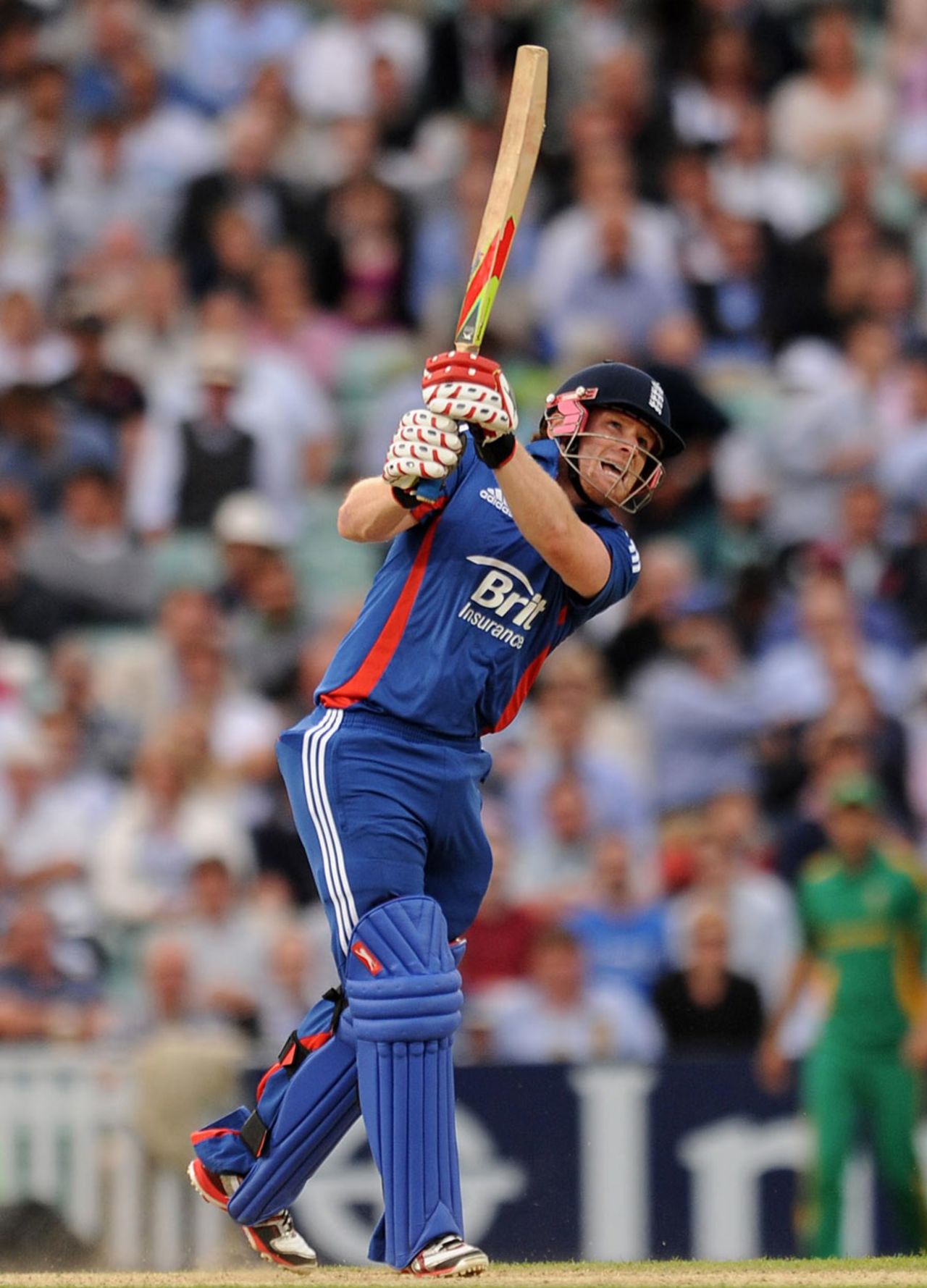 Eoin Morgan lofts down the ground, England v South Africa, 3rd NatWest ODI, The Oval, August 31, 2012