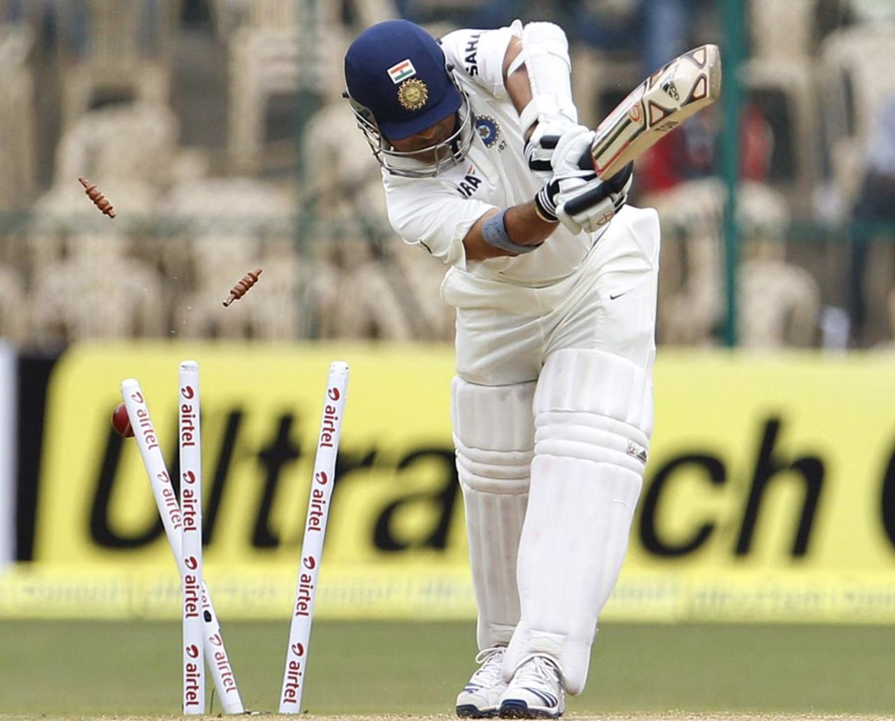 Sachin Tendulkar missed a straight ball, India v New Zealand, 2nd Test, Bangalore, 2nd day, September 1, 2012