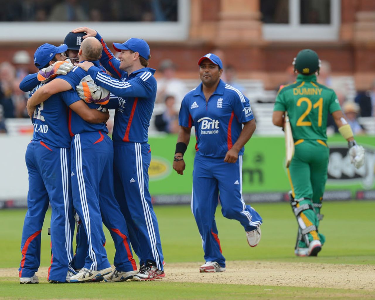 Craig Kieswetter is congratulated after his stumping of JP Duminy, England v South Africa, 4th ODI, Lord's, September 2, 2012
