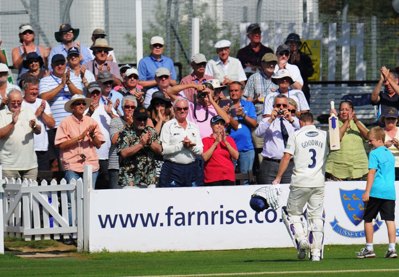Murray Goodwin leaves the field after his last innings for Sussex, Sussex v Somerset, County Championship, Division One, Hove, 3rd day, September, 6, 2012