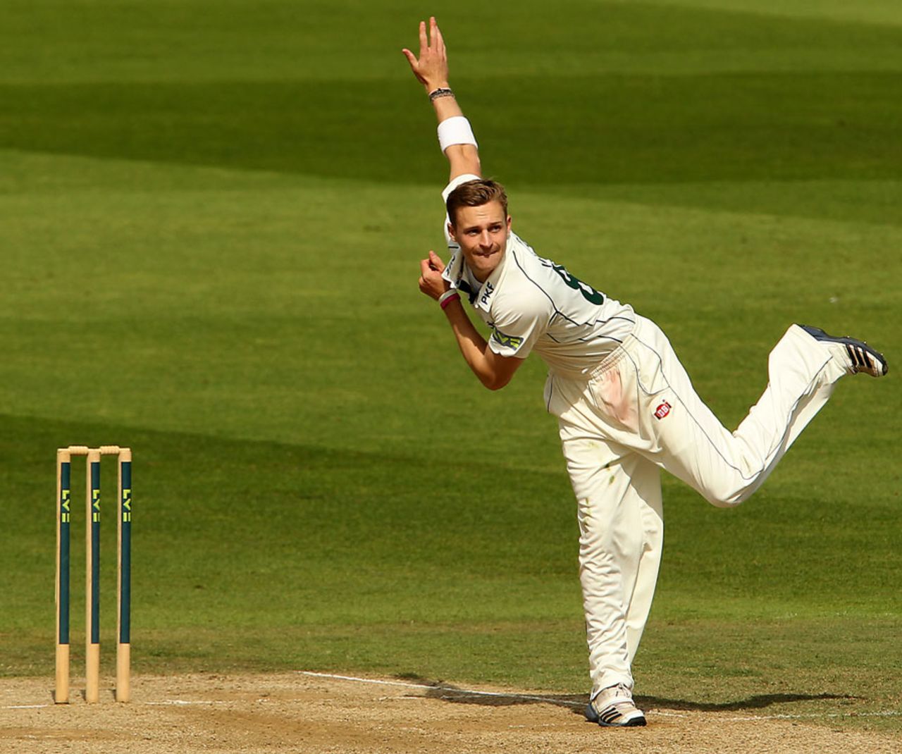 Graeme White claimed important top-order wickets, Surrey v Nottinghamshire, County Championship, Division One, The Oval, 3rd day, September 6, 2012