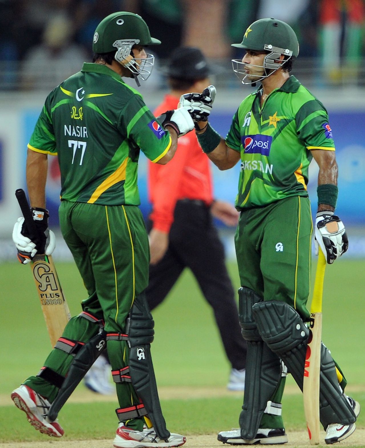 Mohammad Hafeez and Nasir Jamshed shared a 76-run stand, Pakistan v Australia, 2nd T20I, Dubai, September 7, 2012