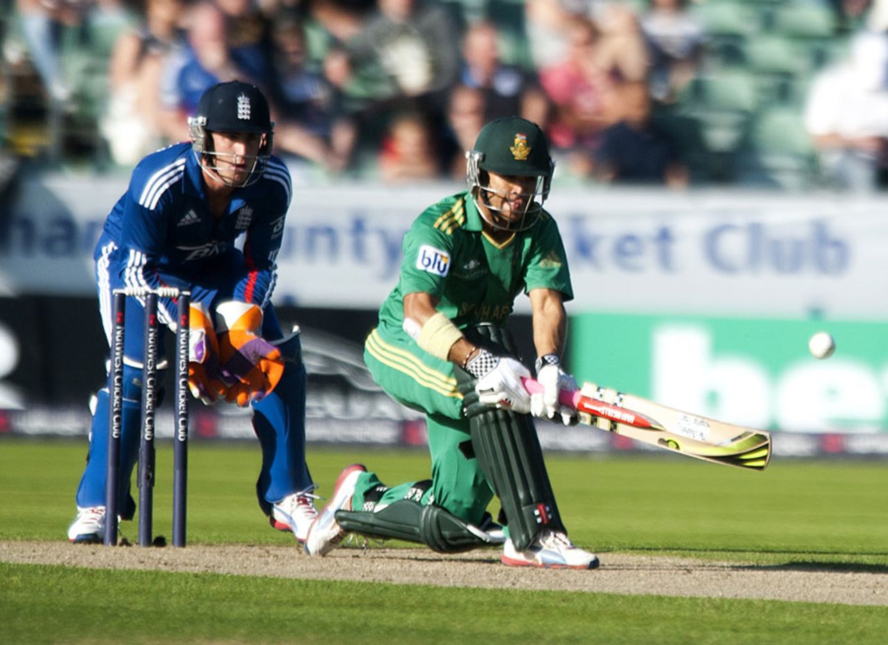 JP Duminy reverse sweeps as he lead South Africa on their way, England v South Africa, 1st NatWest T20I, Chester-le-Street, September 8, 2012