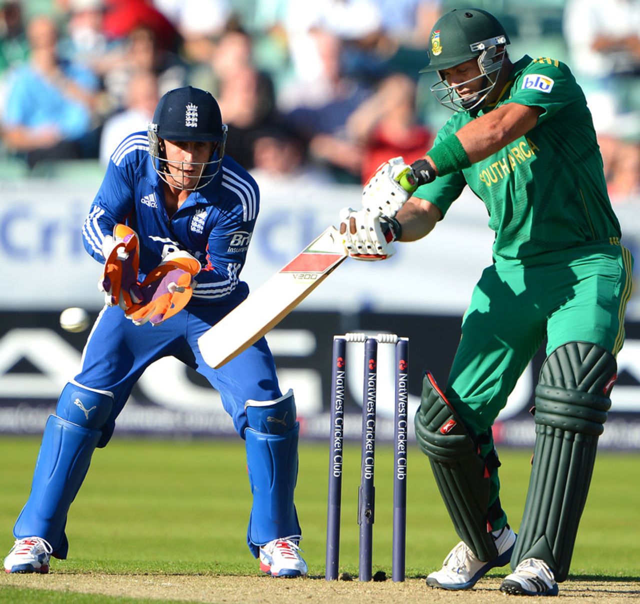 Jacques Kallis played a steady hand in South Africa's chase, 1st NatWest T20I, Chester-le-Street, September 8, 2012