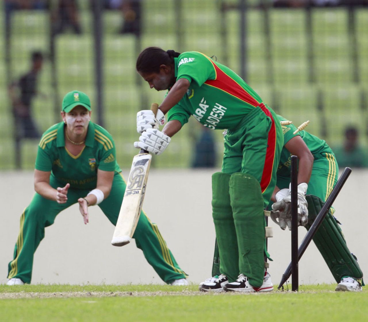 Tazia Akhter has her middle-stump pegged back, Bangladesh Women v South Africa Women, 3rd ODI, Dhaka, September 9, 2012