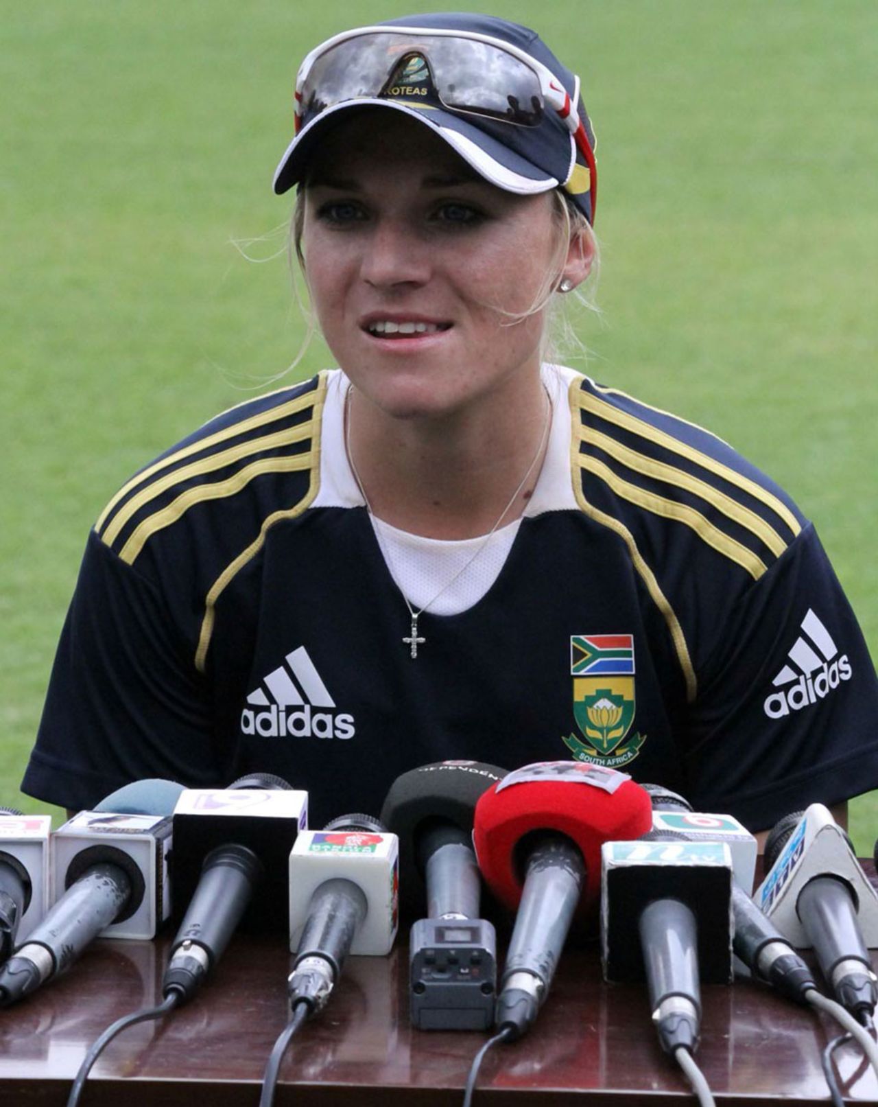 South Africa captain Mignon du Preez takes questions at an impromptu post-match press briefing, Bangladesh Women v South Africa Women, 3rd ODI, Dhaka, September 9, 2012