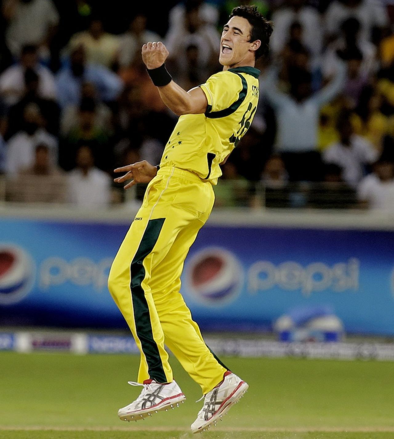 Mitchell Starc is pumped after taking a wicket, Pakistan v Australia, 3rd T20I, Dubai, September 10, 2012