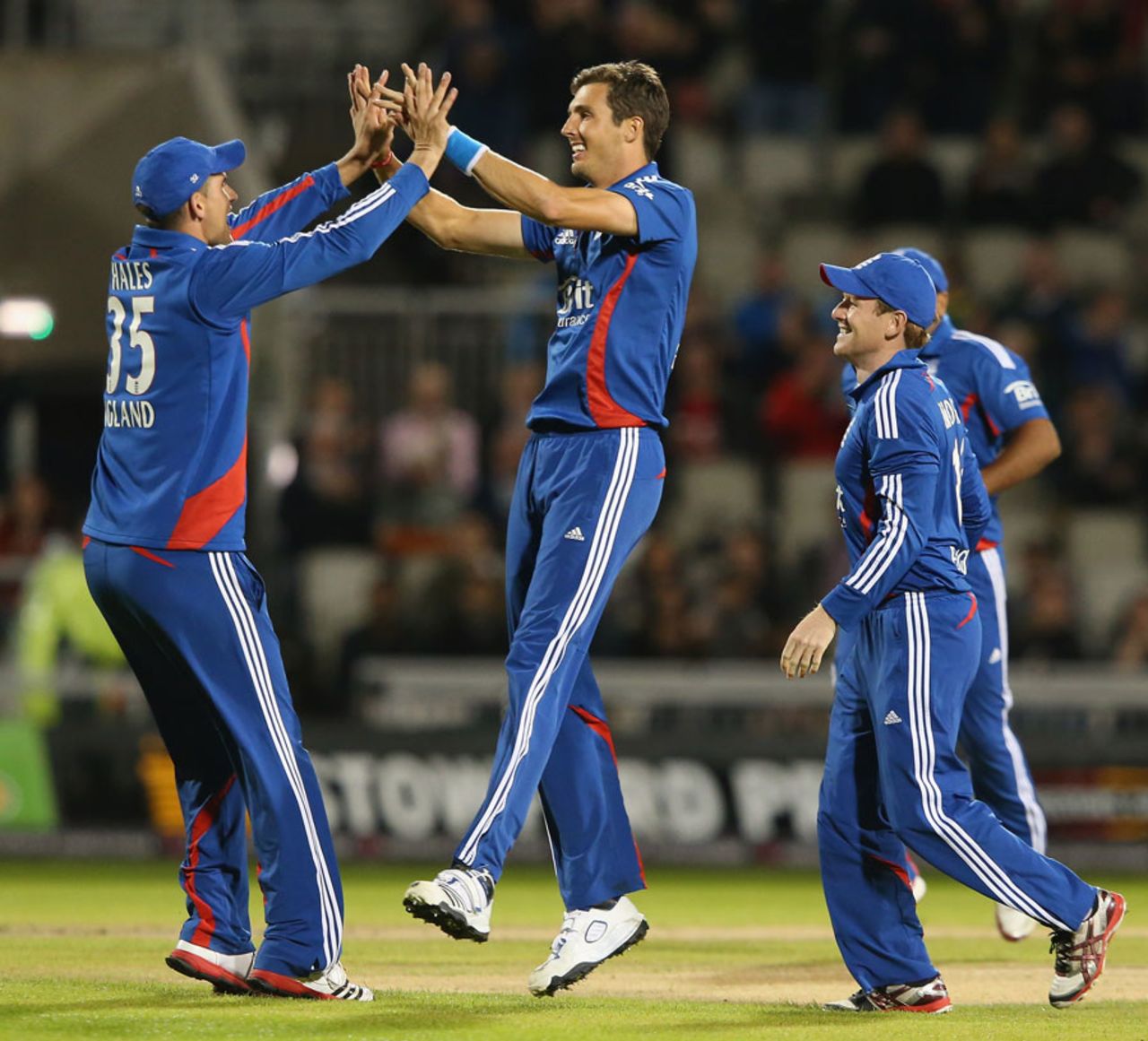 Steven Finn struck with two quick wickets, England v South Africa, 2nd T20, Old Trafford, September, 10, 2012