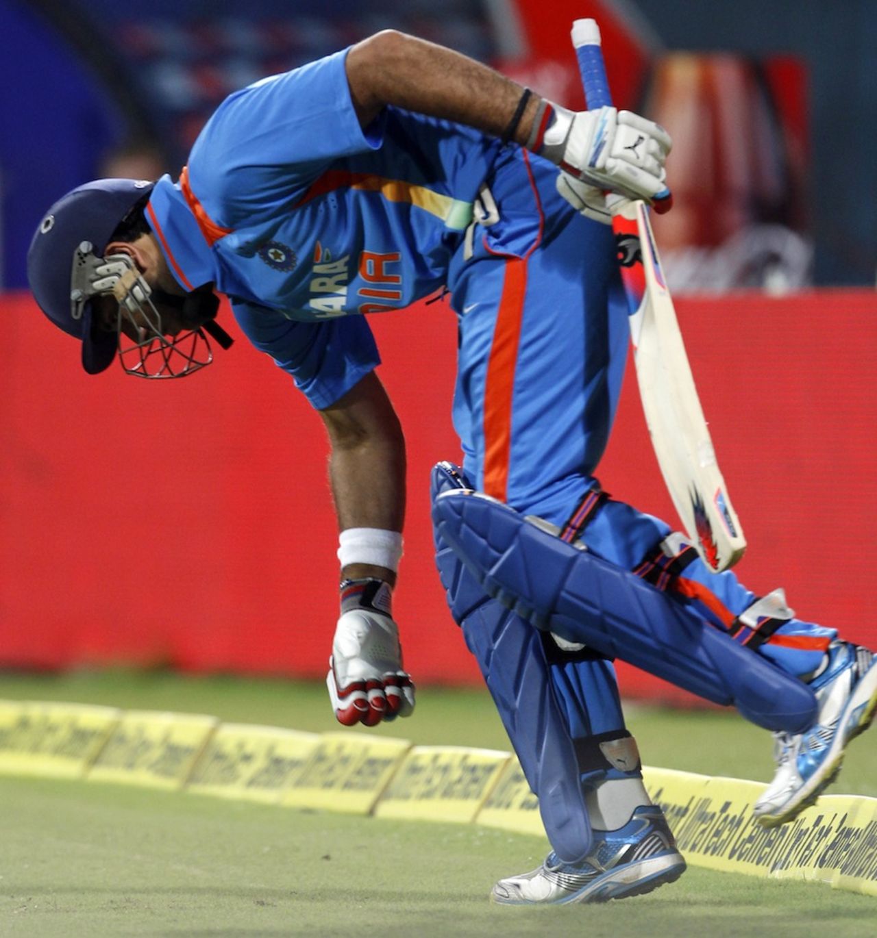 Yuvraj Singh enters the field, India v New Zealand, 2nd T20I, Chennai, September 11, 2012
