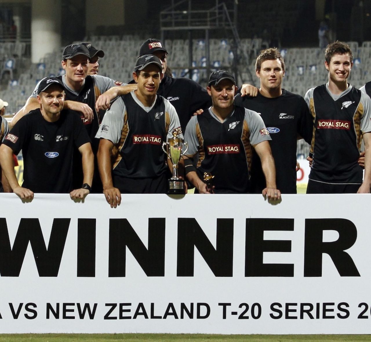 New Zealand team poses with the winners trophy, India v New Zealand, 2nd T20I, Chennai, September 11, 2012