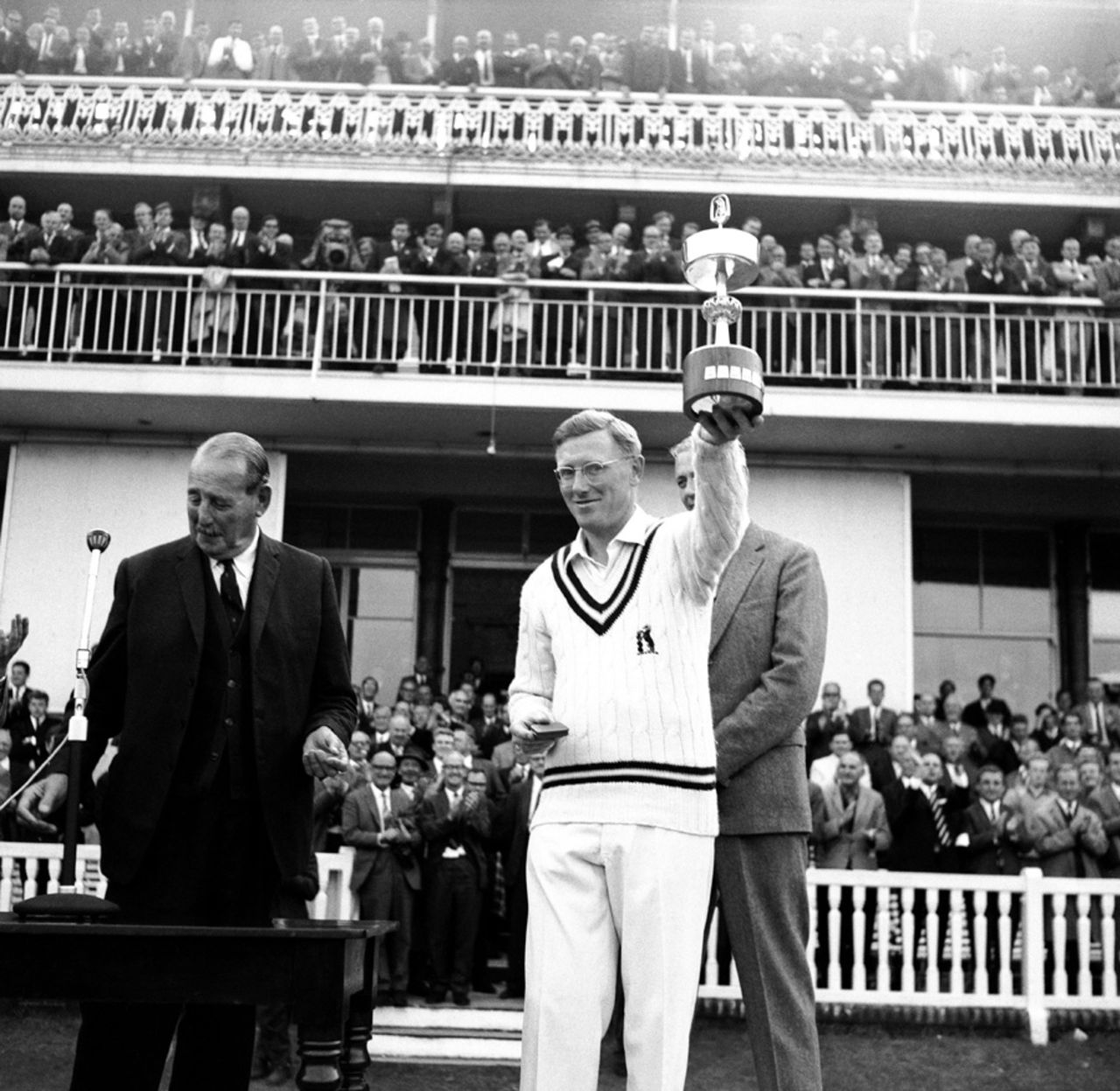 MJK Smith lifts the Gillette Cup, Warwickshire v Worcestershire, Gillette Cup, final, Lord's September 3, 1966