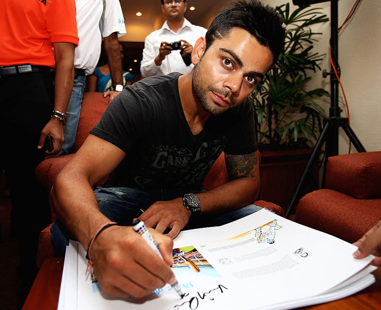 Virat Kohli launches a children's book, Colombo, September 14, 2012