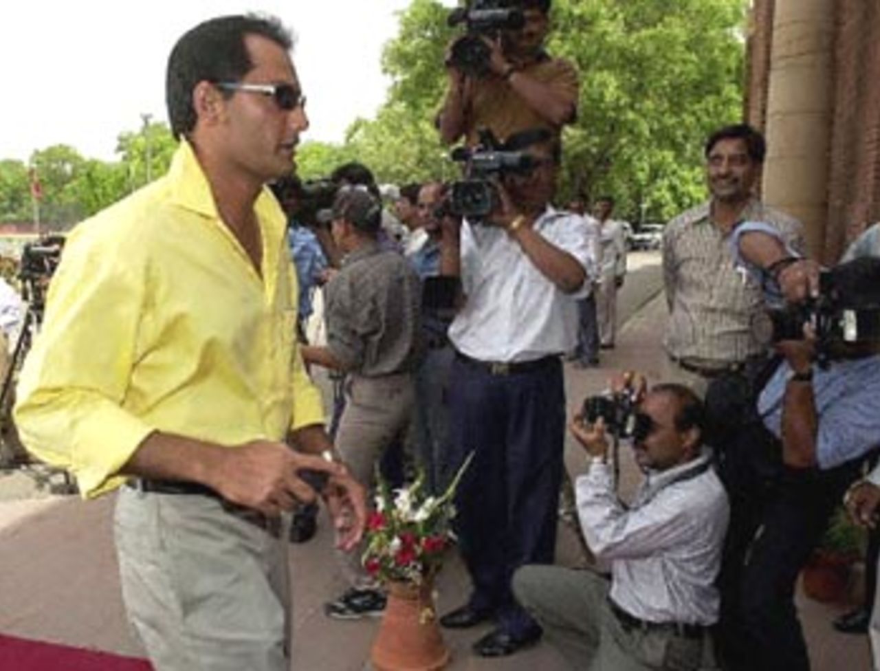 Former Indian cricket captain Mohammad Azharuddin arrives for a meeting between government officials, cricket administrators and players in a bid to address match fixing allegations in the wake of South African skipper Hansie Cronje's dismissal over bribery charges. Indian Sports Minister Sukhdev Singh Dhindsa said it was likely that the government would launch its own investigation into the allegations that some Indian players may be guilty of match fixing.