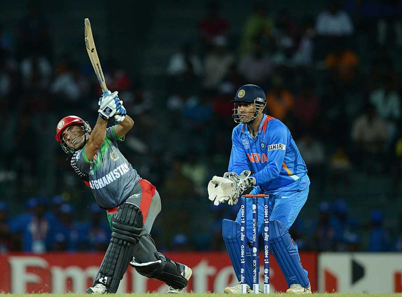 Karim Sadiq goes over the top, Afghanistan v India, World T20, Group A, Colombo, September, 19, 2012