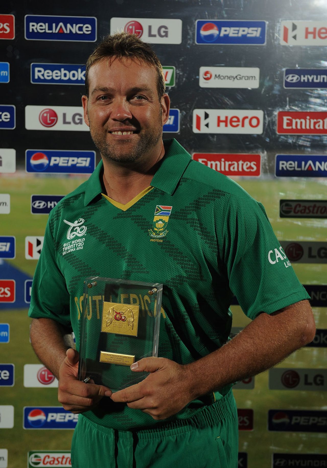 Jacques Kallis was named Man of the Match for his 4 for 15, South Africa v Zimbabwe, World T20 2012, Group C, Hambantota, September 20, 2012