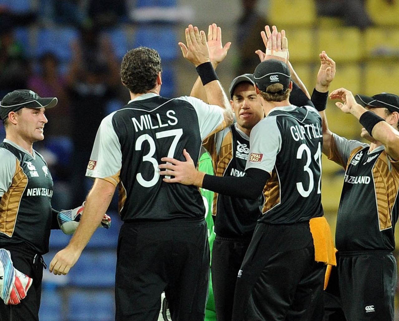 New Zealand celebrate the wicket of Tamim Iqbal, Bangladesh v New Zealand, World T20 2012, Group D, Pallekele, September 21, 2012