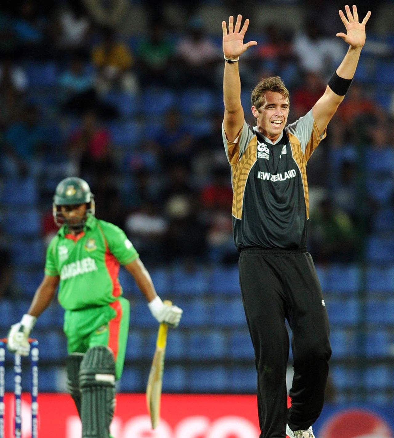 Tim Southee appeals for lbw against Mohammad Ashraful, Bangladesh v New Zealand, World Twenty20 2012, Group D, Pallekele, September 21, 2012
