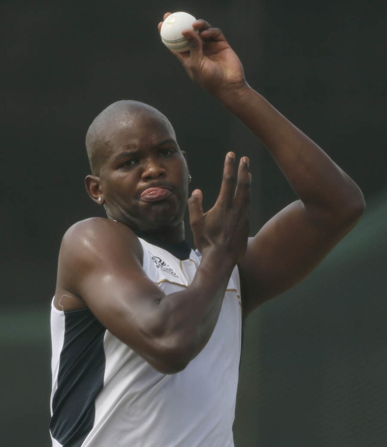 Lonwabo Tsotsobe bowls during a training session, Colombo, September 26, 2012