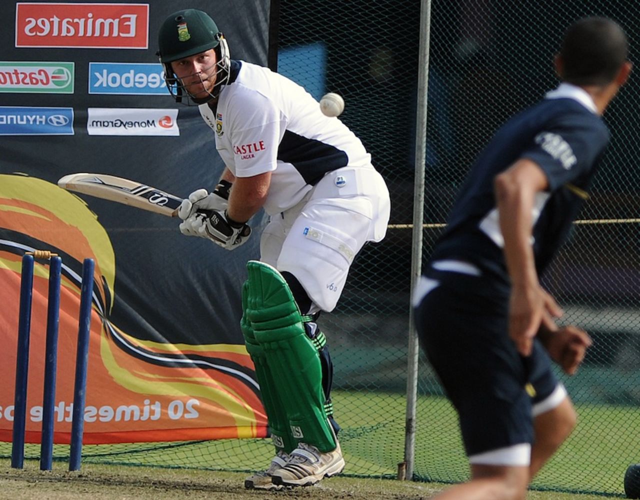 Richard Levi bats in the nets, World T20 2012, Colombo, September 27, 2012