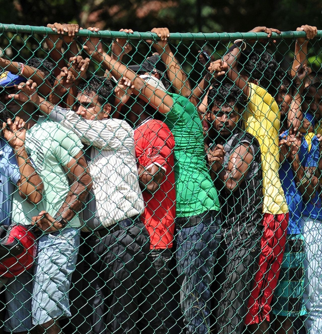 Fans queue up for tickets ahead of the first semi-final, Sri Lanka v Pakistan, 1st semi-final, World Twenty20, Colombo, October 4, 2012
