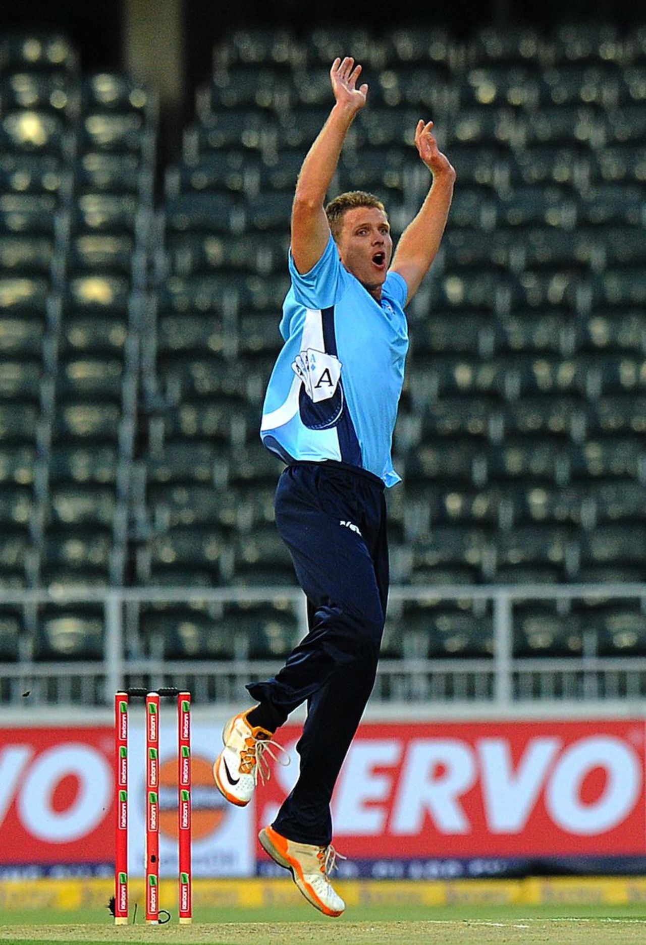 Michael Bates took 1 for 17 in three overs, Auckland Aces v Sialkot Stallions, Champions League T20, Johannesburg, October 9, 2012