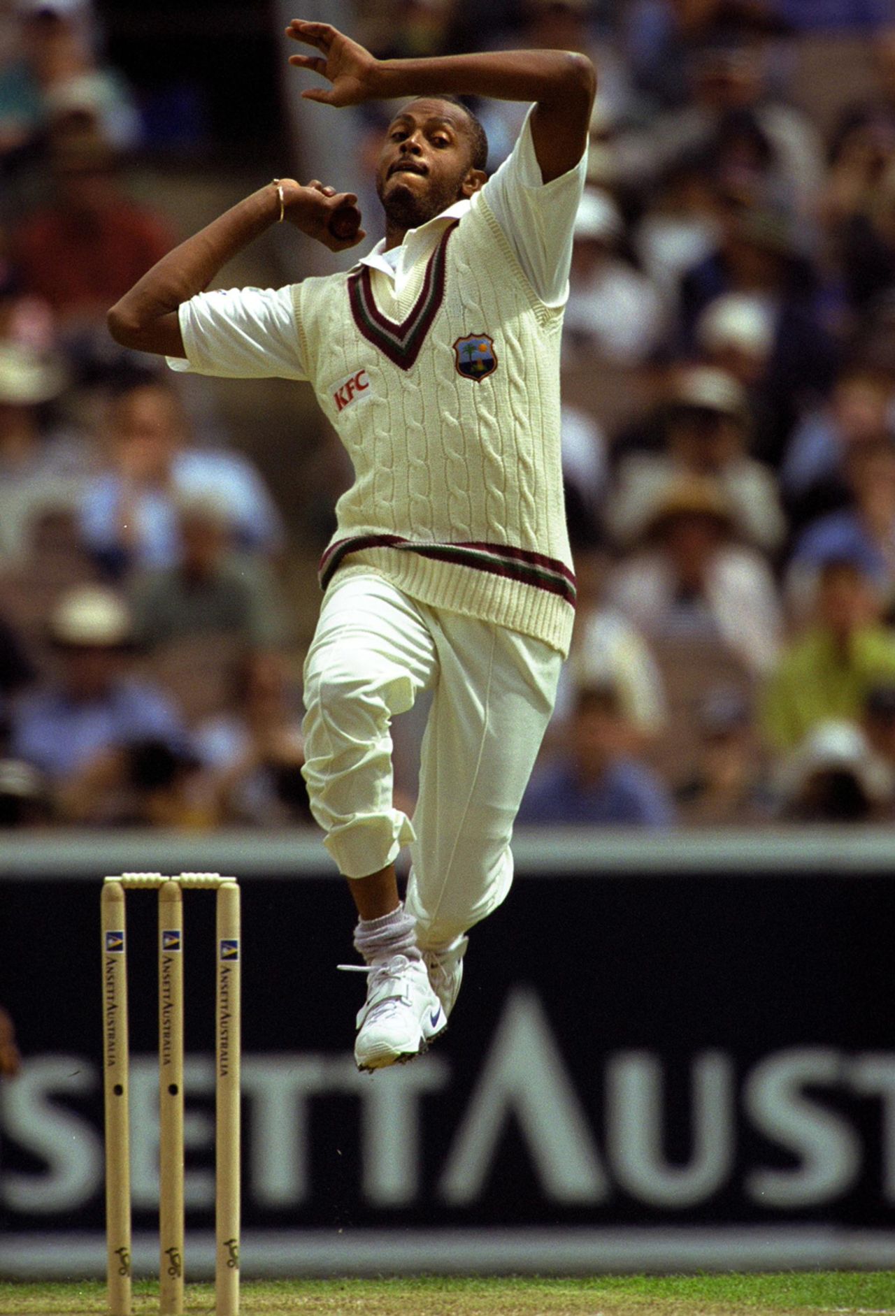 Courtney Walsh took two wickets in the first innings, Australia v West Indies, 4th Test, 2nd day, December 27, 2000