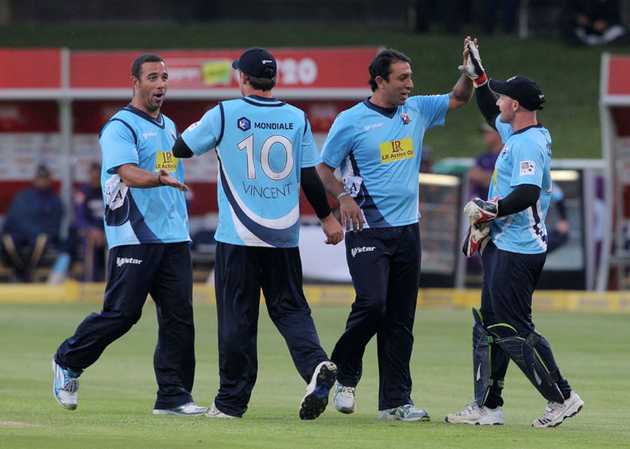 Auckland Aces celebrate a wicket, Auckland v Kolkata Knight Riders, Group A, Champions League Twenty20, Cape Town, October 15, 2012