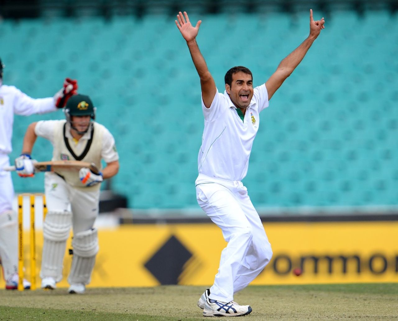 Imran Tahir appeals against Tim Paine, Australia A v South Africans, Sydney, 2nd day, November 3, 2012