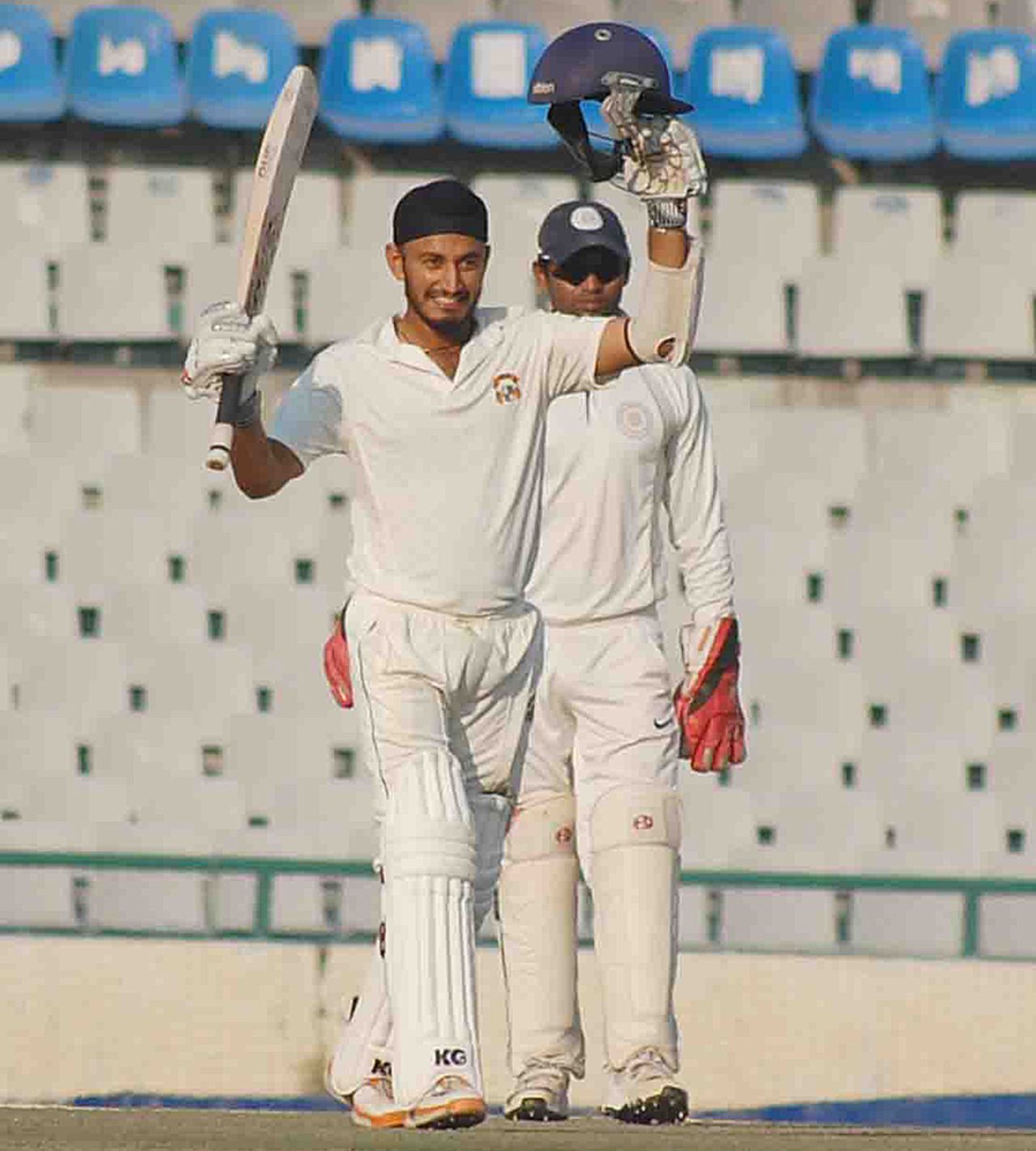 Jiwanjot Singh celebrates his double-century, Punjab v Hyderabad, Group A, Ranji Trophy, Mohali, November 4, 2012