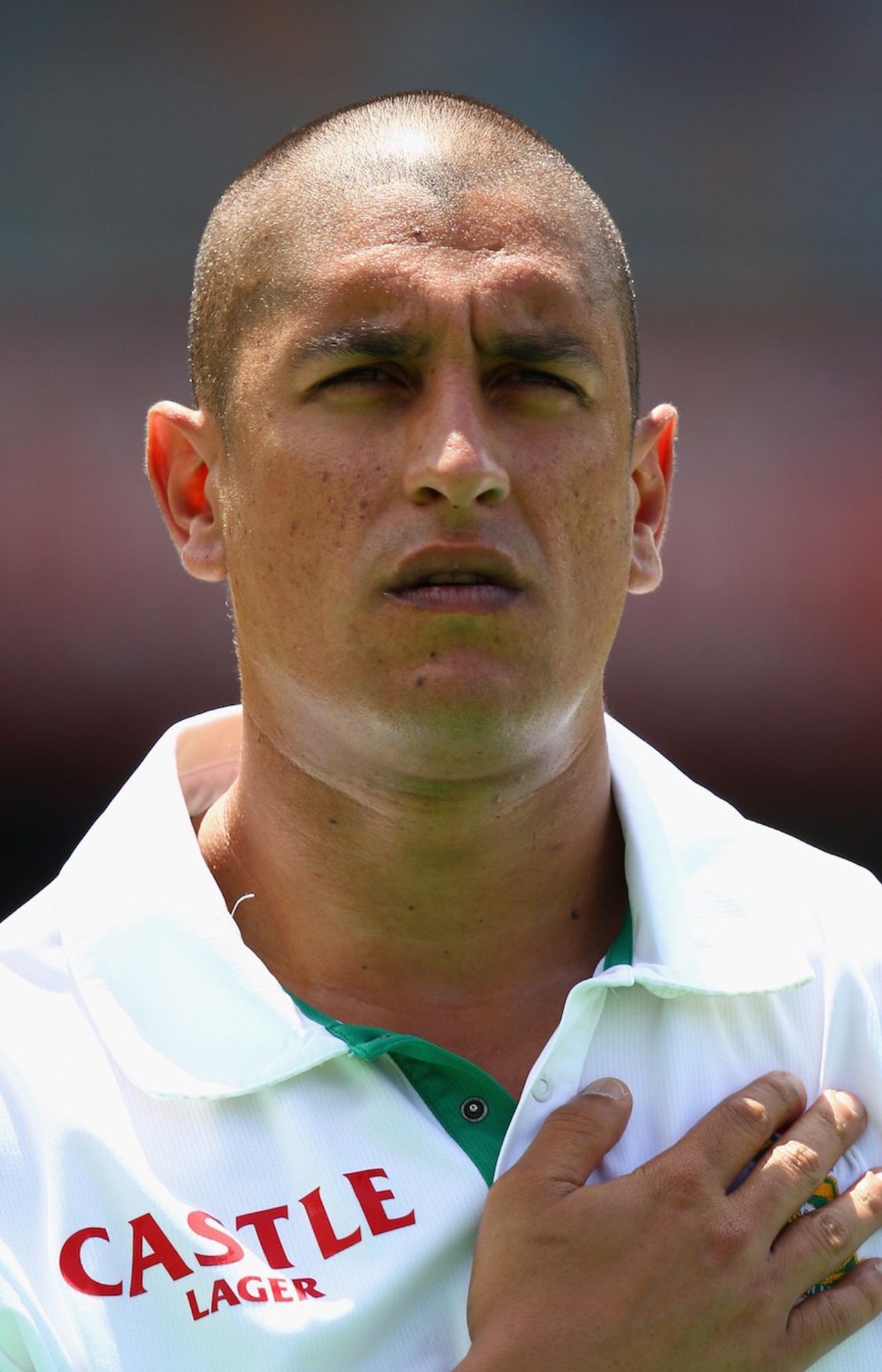 Rory Kleinveldt sings the national anthem on Test debut, Australia v South Africa, 1st Test, Brisbane, 1st day, November 9, 2012