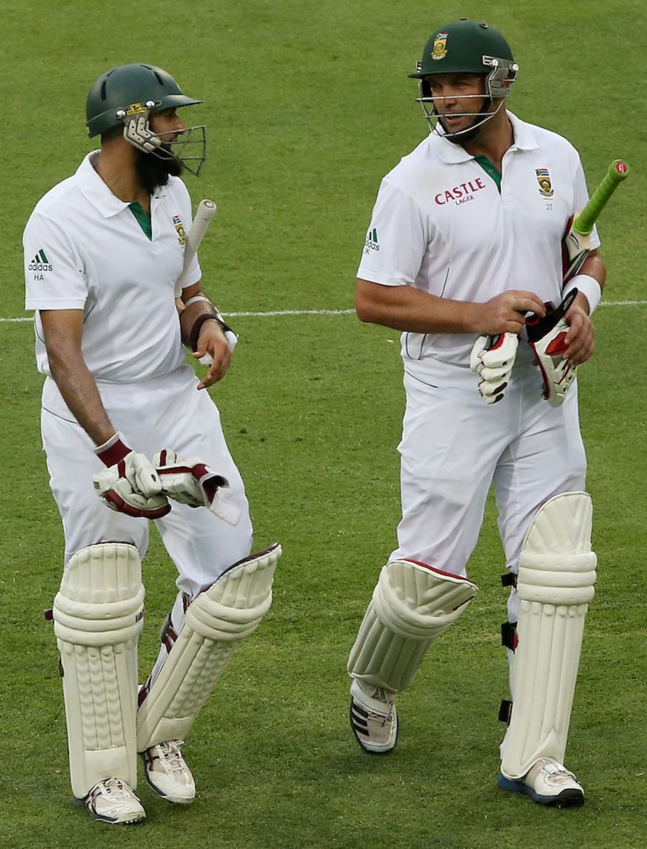 Jacques Kallis and Hashim Amla walk off in murky light, Australia v South Africa, 1st Test, Brisbane, 1st day, November 9, 2012