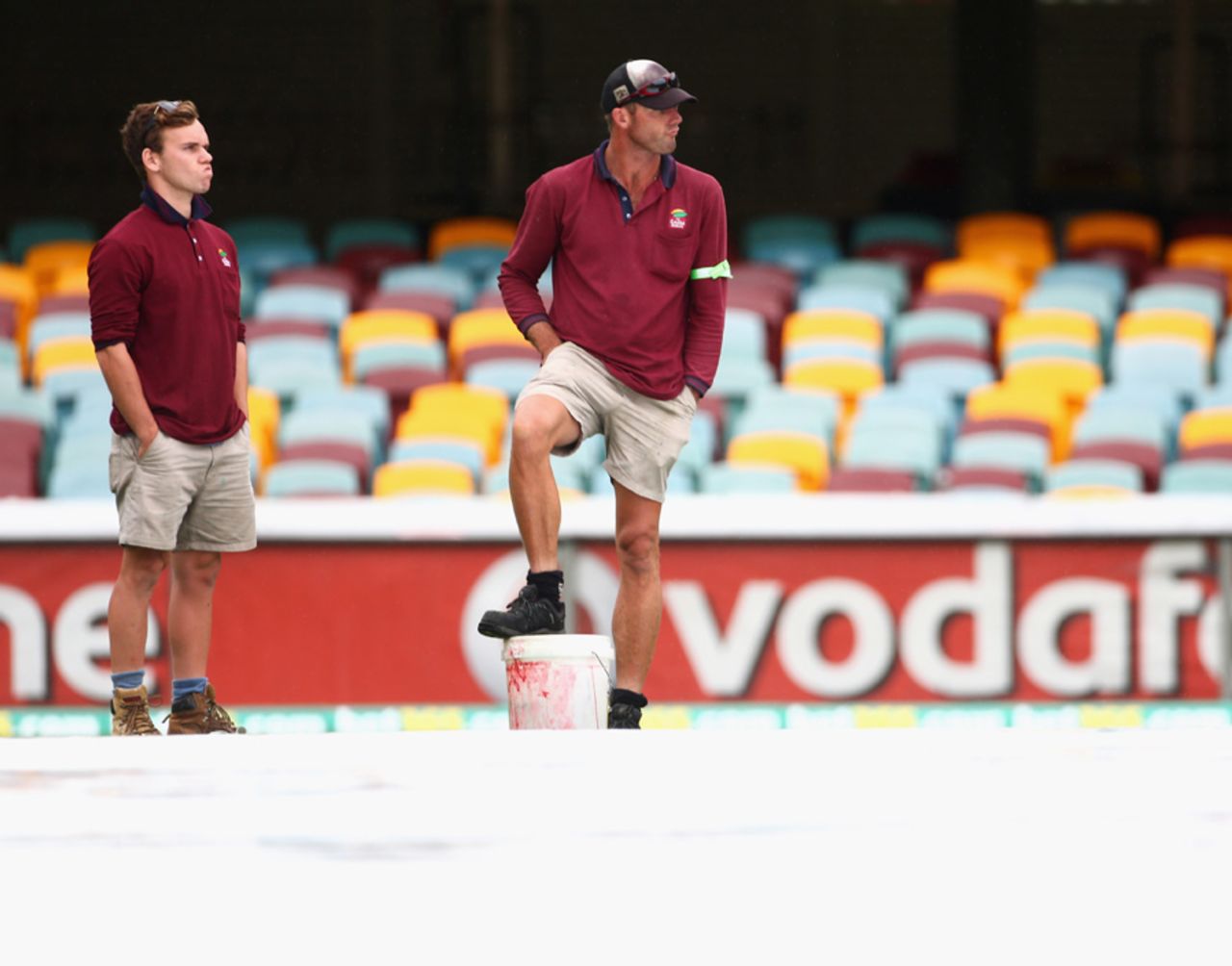 The groundstaff wait for a decision on the play, Australia v South Africa, 1st Test, Brisbane, 2nd day, November 10, 2012
